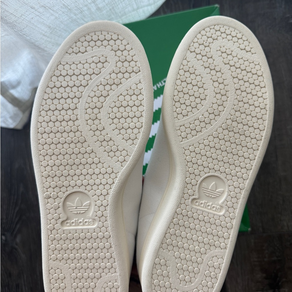 Sporty & Rich x Adidas White Sneakers with Green Details - Picture 6 of 9